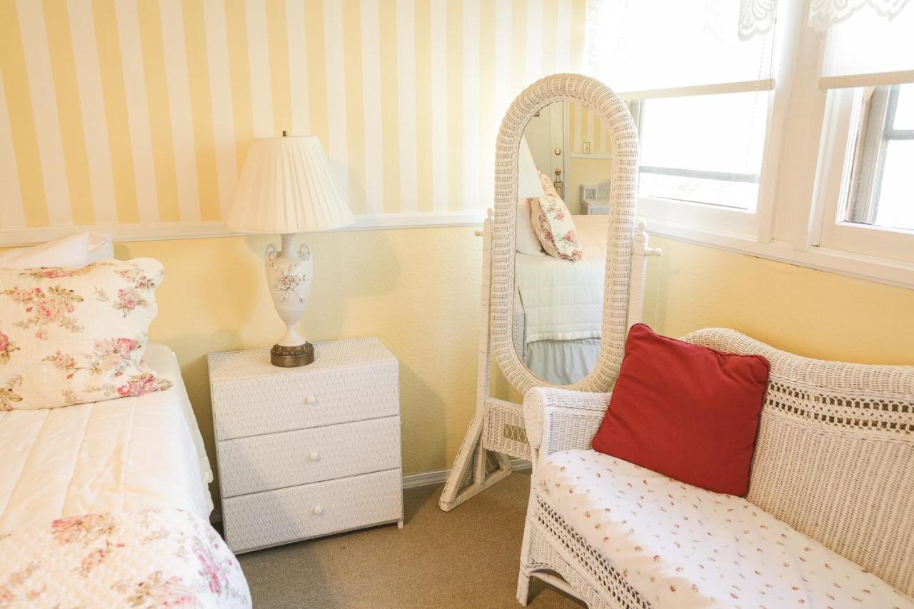 Gold Mountain Manor Bed & Breakfast Big Bear Lake Exterior photo
