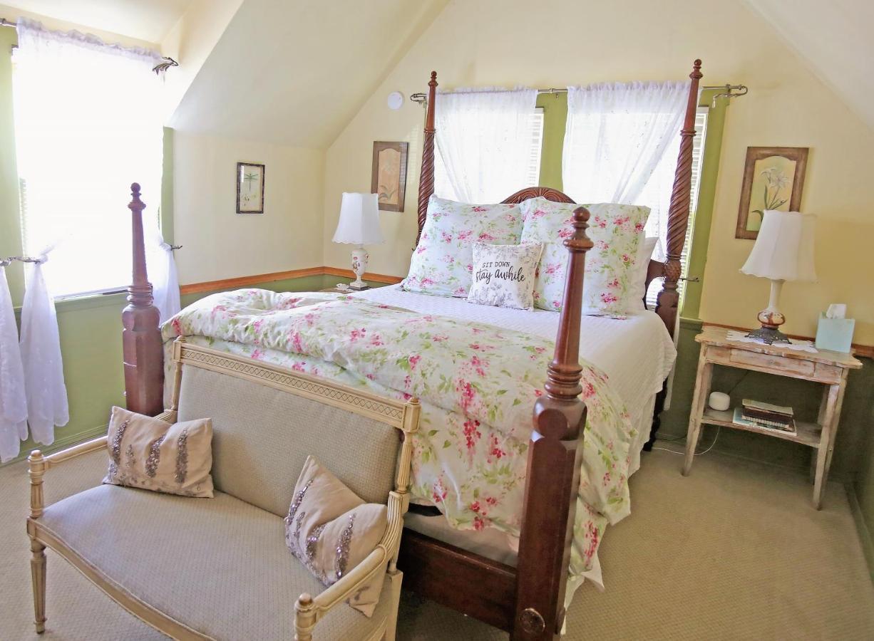 Gold Mountain Manor Bed & Breakfast Big Bear Lake Exterior photo